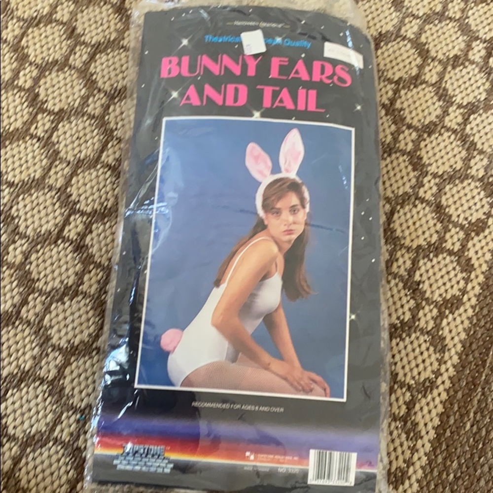 🎃Halloween Bunny Ears & Tail🎃